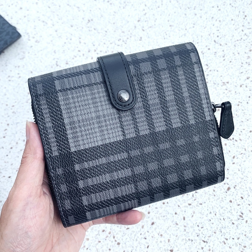 NWT Authentic Coach Men’s Check Tri-fold Wallet